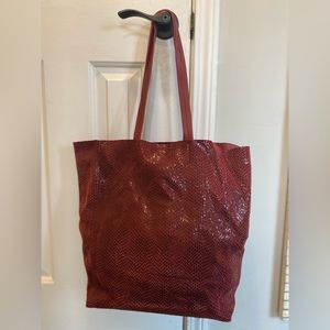 Red Sorial handbag purse tote